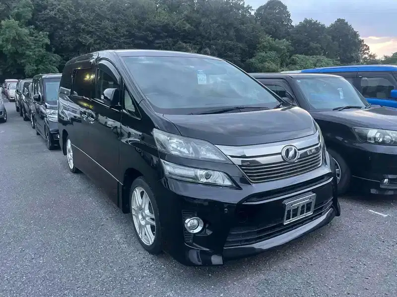 2014 Toyota Vellfire Petrol