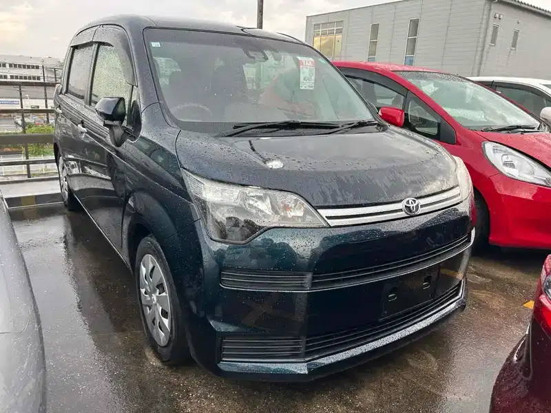 2016 Toyota Spade Petrol