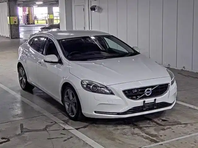 2014 Volvo V40 Petrol