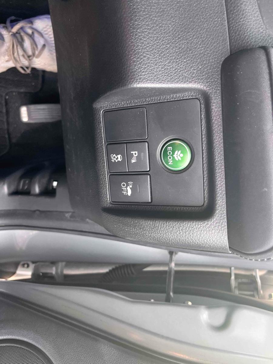 HONDA VEZEL HYBRID X Image 10