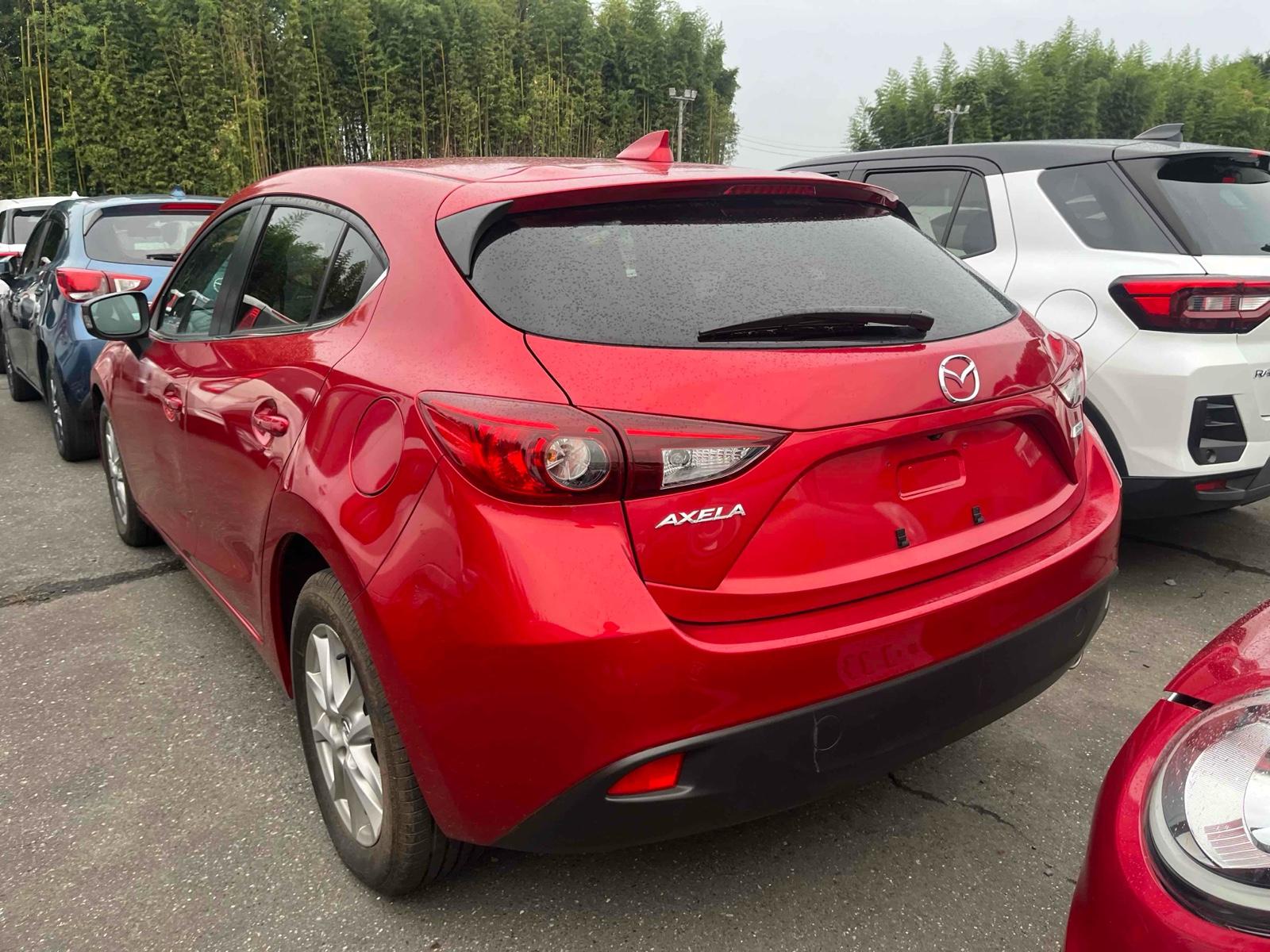 MAZDA AXELA SPORT 15S Image 8