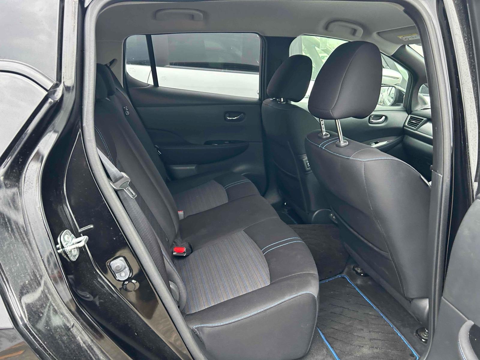 NISSAN LEAF X V SELECTION Image 18