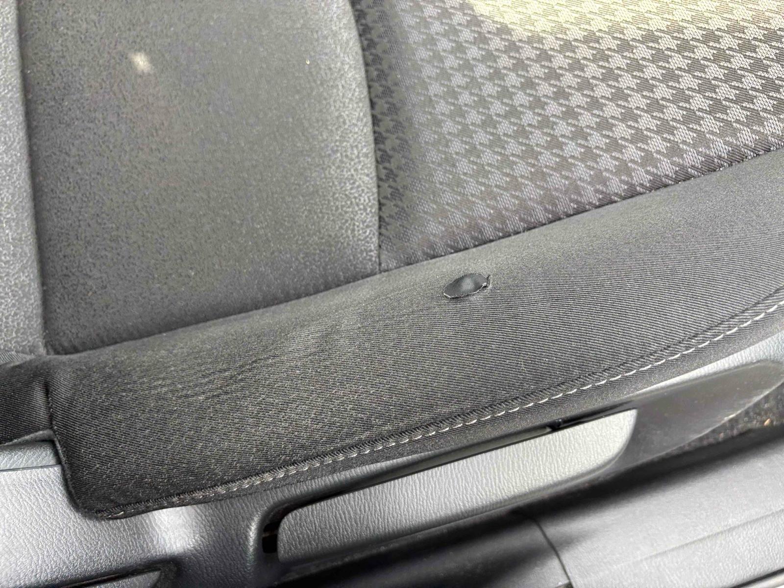 MAZDA DEMIO 13S Image 7