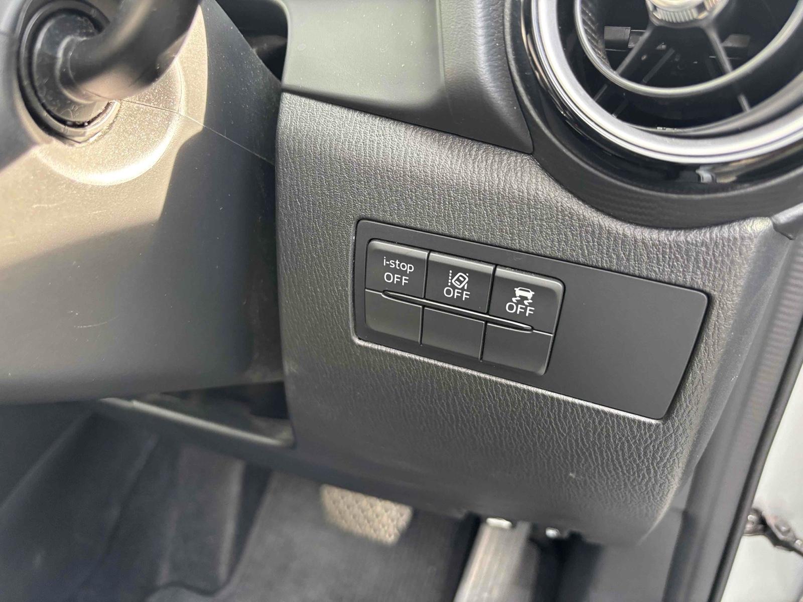 MAZDA DEMIO 13S Image 6