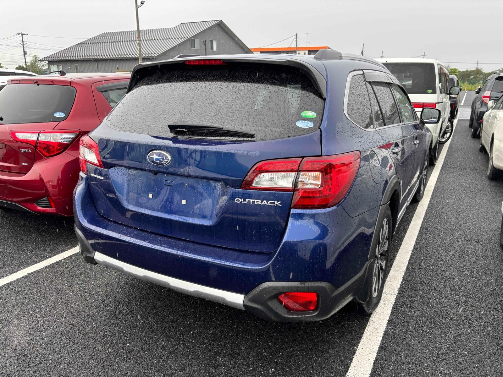 SUBARU LEGACY OUTBACK LIMITED Image 5