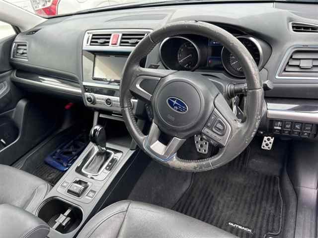 SUBARU LEGACY OUTBACK LIMITED Image 3
