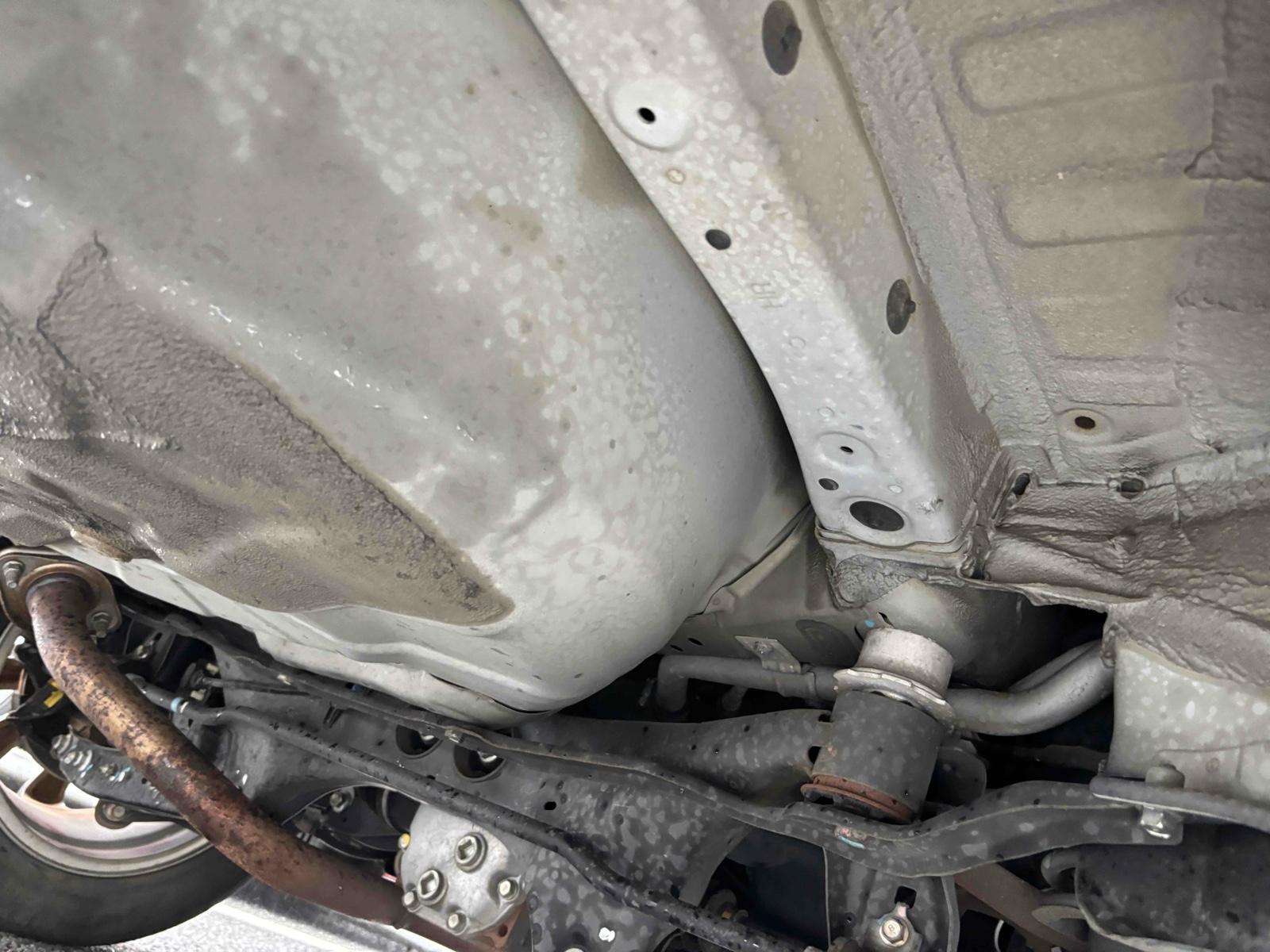 SUBARU LEGACY OUTBACK LIMITED Image 13