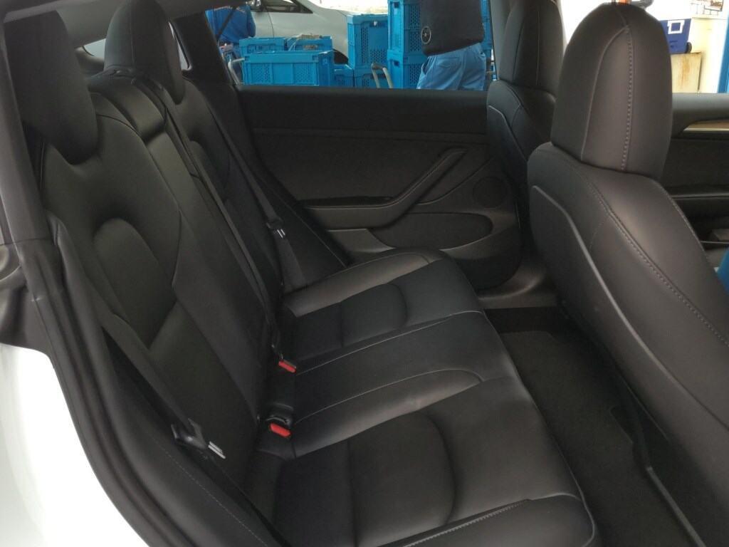 TESLA MODEL 3 4WD LONG RANGE Image 8