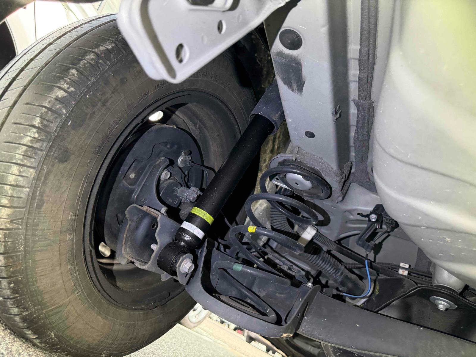 TOYOTA YARIS HYBRID X Image 25