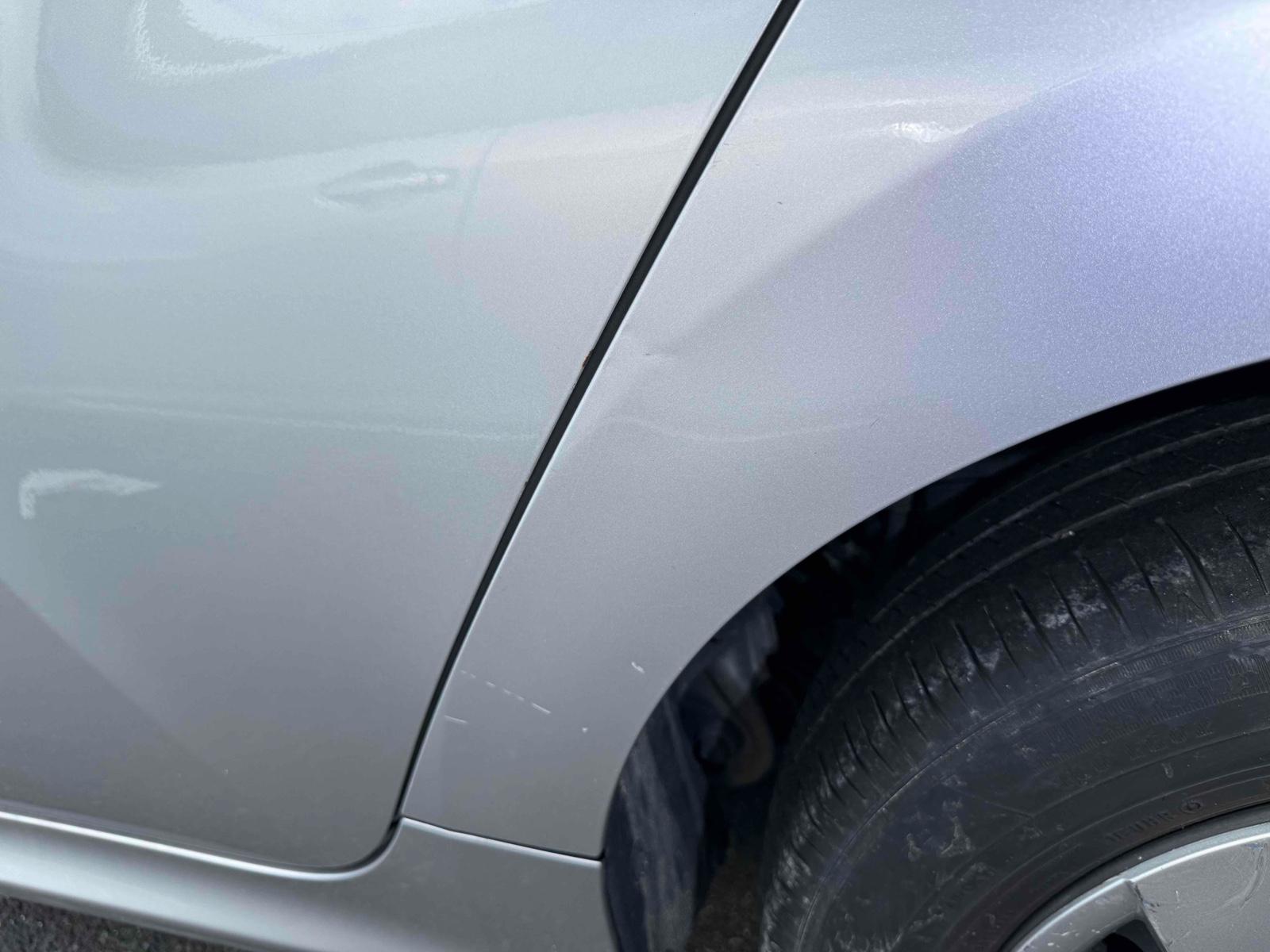 TOYOTA YARIS HYBRID X Image 19