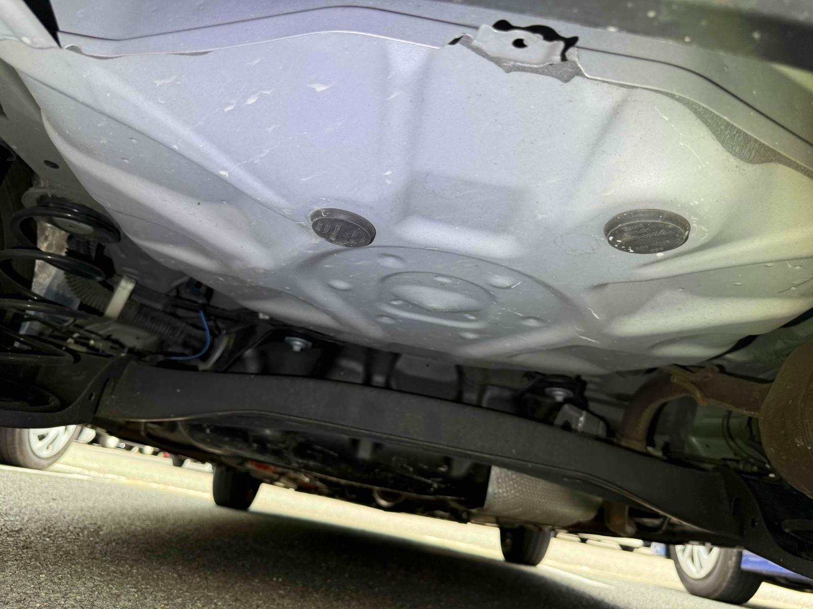 TOYOTA YARIS HYBRID X Image 24