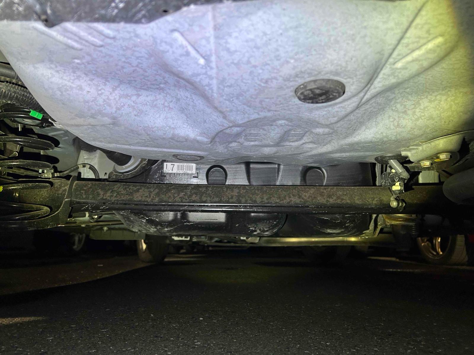 TOYOTA VITZ 5D 1.3F LED EDITION Image 24