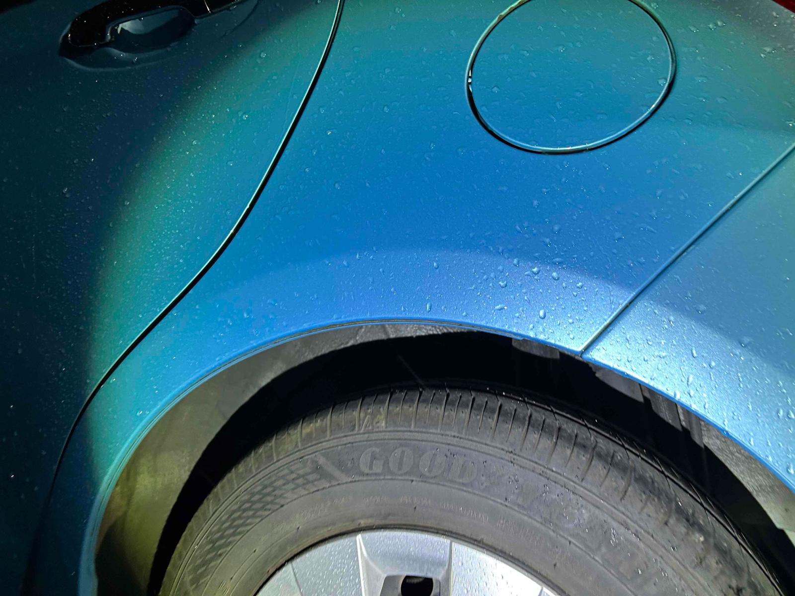 TOYOTA VITZ 5D 1.3F LED EDITION Image 17