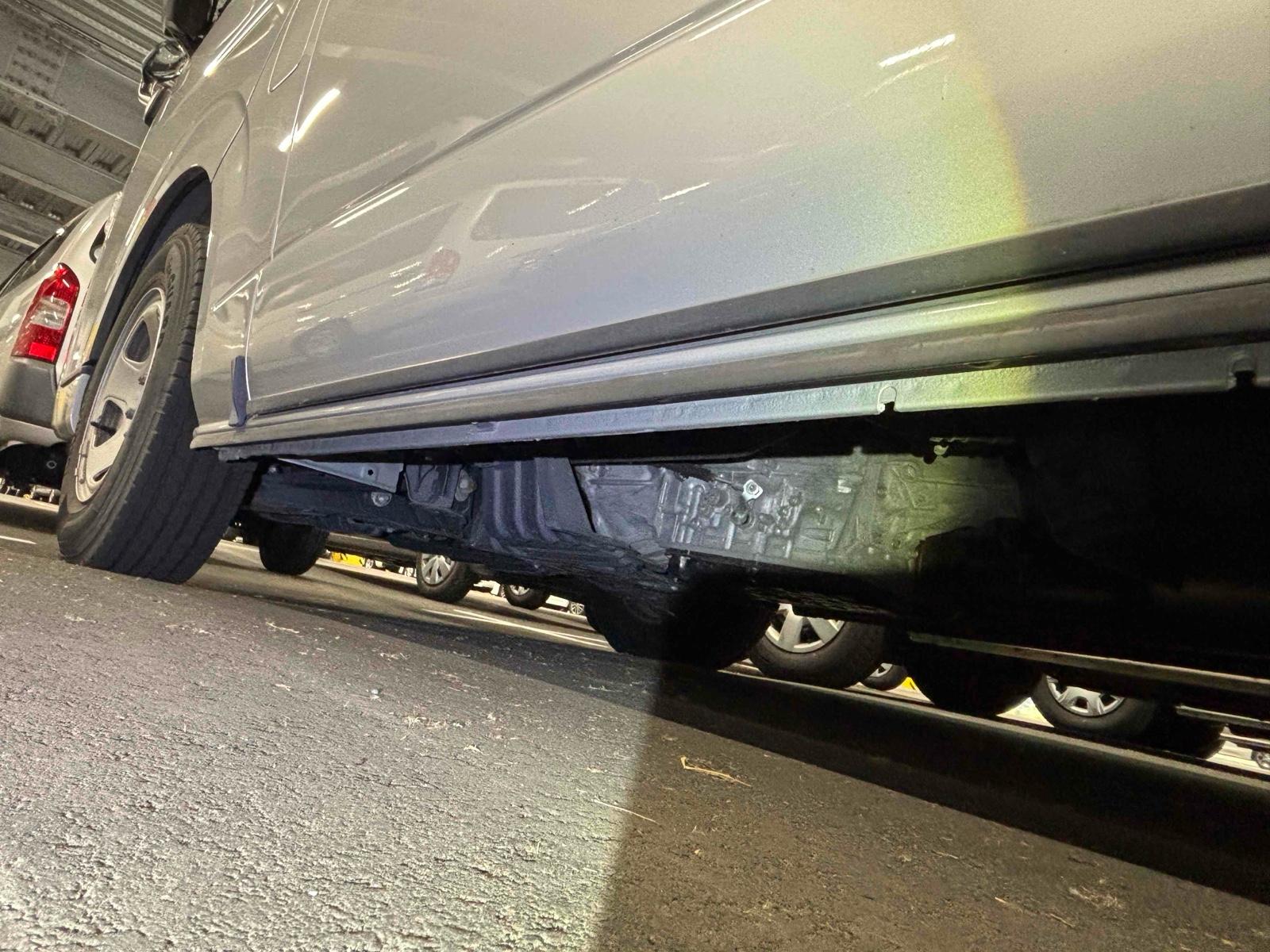 TOYOTA HIACE VAN LONGDX GL PACKAGE Image 20