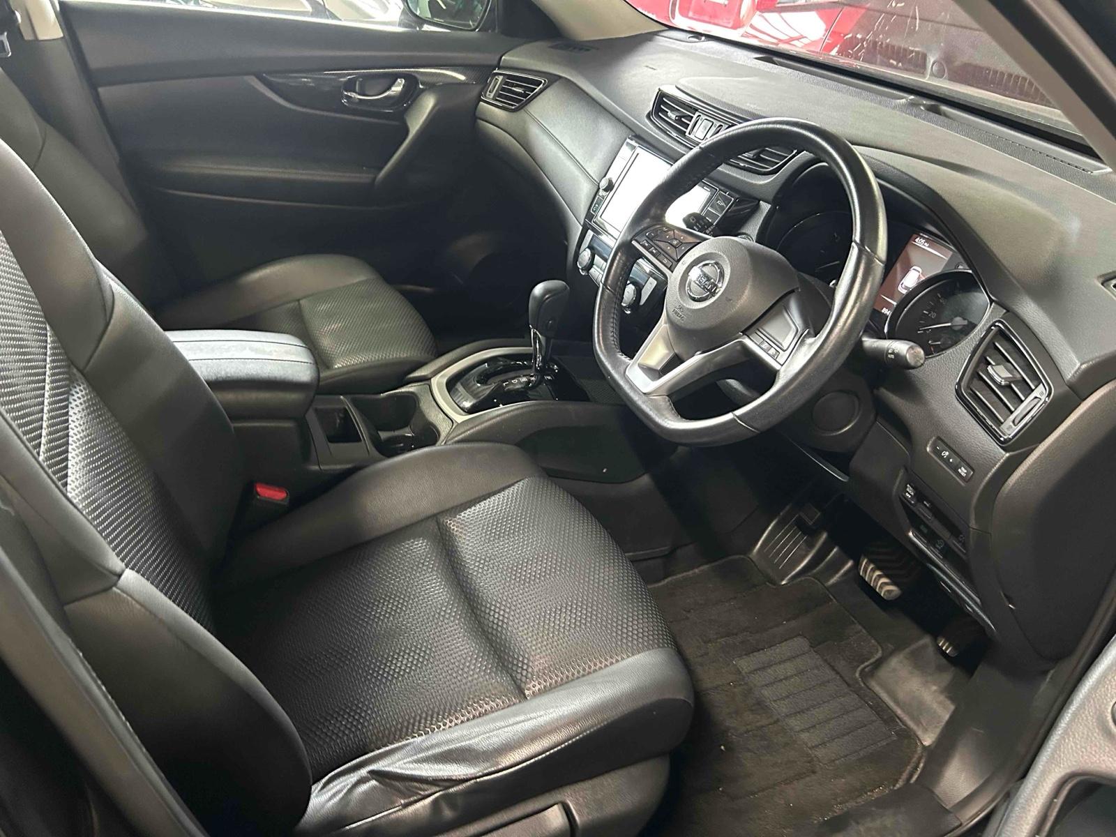 NISSAN XTRAIL 20X 2WD 5ST Image 13