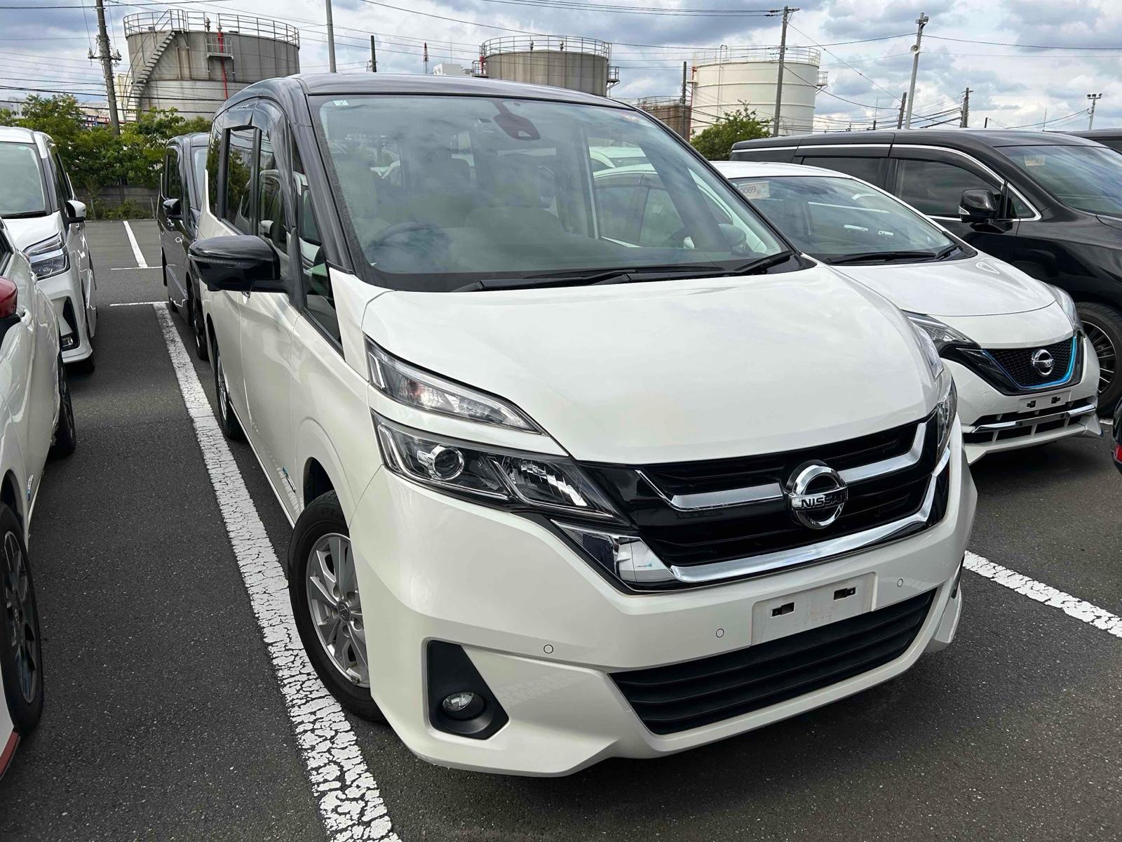NISSAN SERENA G Image 4