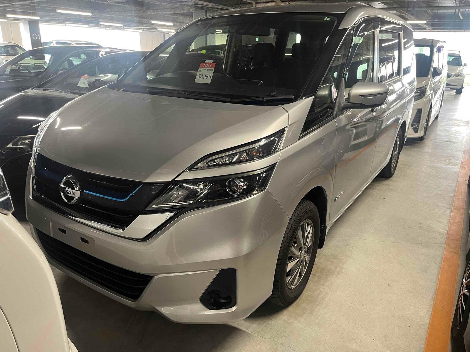 NISSAN SERENA 5D E-POWER XV Image 3