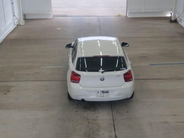 BMW 1 SERIES 116I Image 6