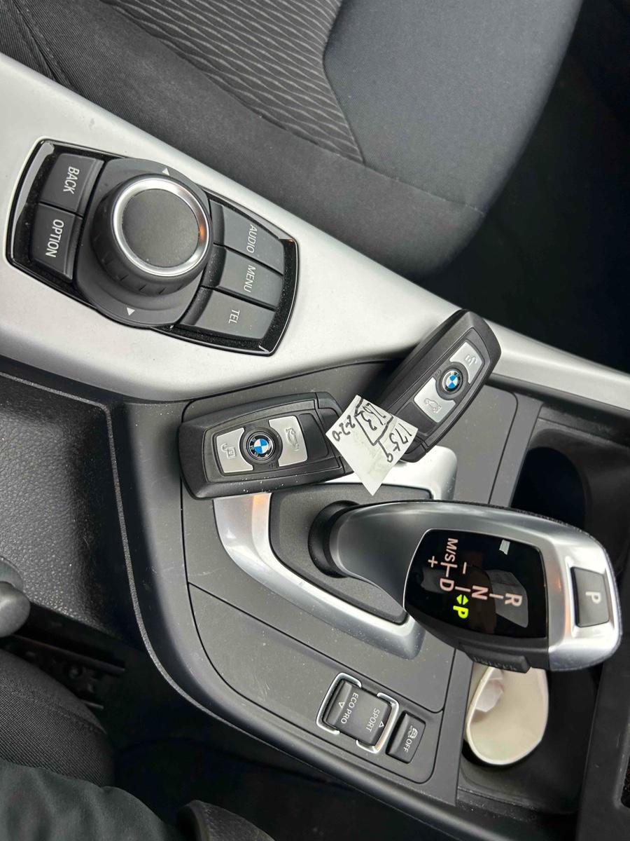 BMW 1 SERIES 116I Image 10