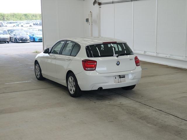 BMW 1 SERIES 116I Image 4