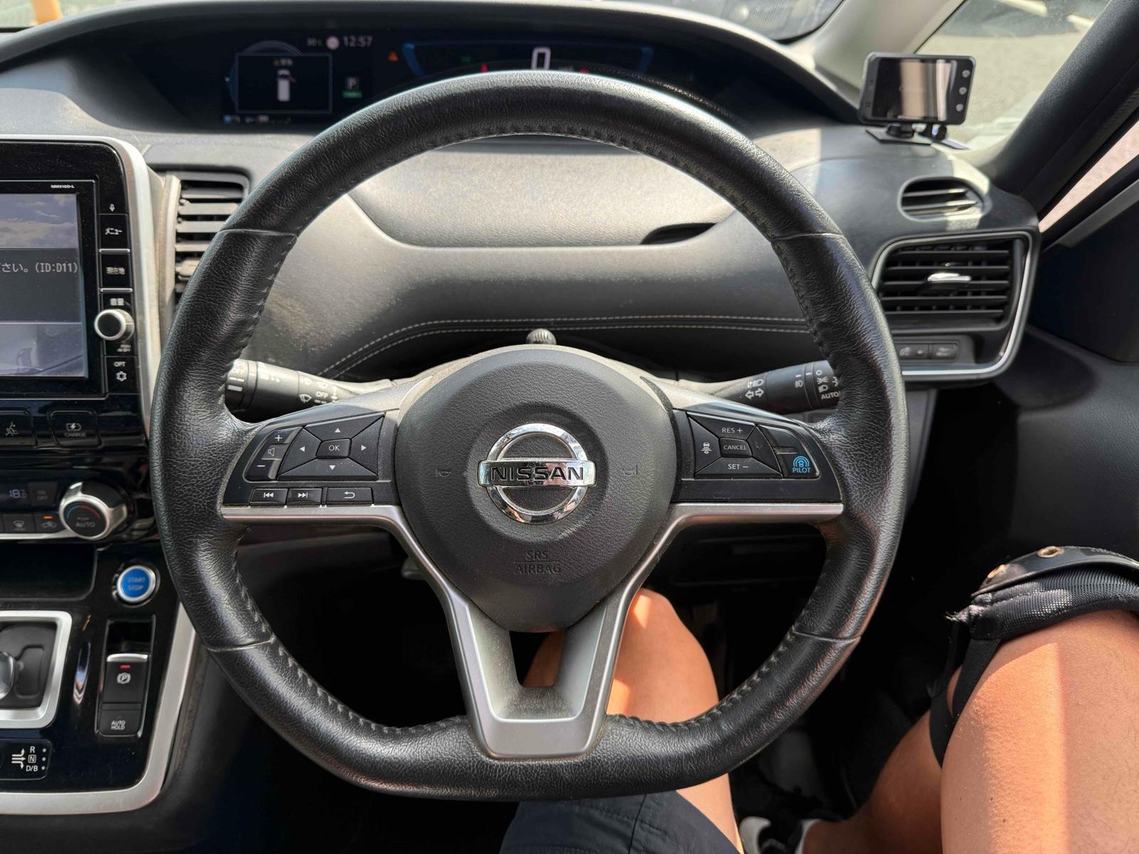 NISSAN SERENA E-POWER HIGHWAY STAR V Image 4