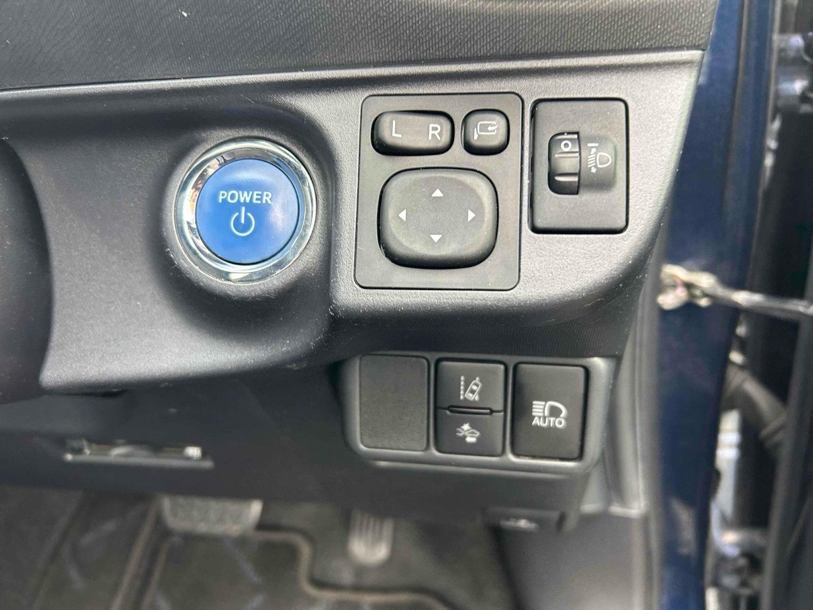 TOYOTA AQUA S STYLE BLACK Image 8