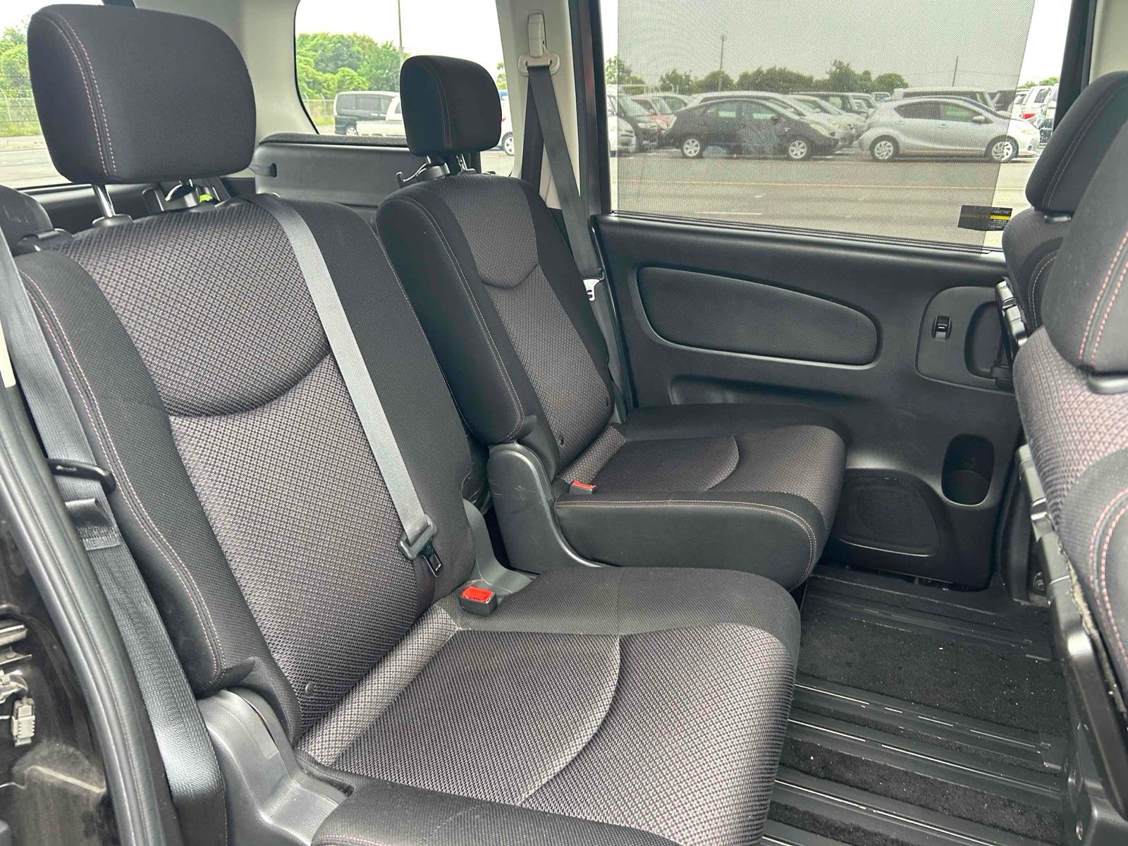 NISSAN SERENA HIGHWAY STAR S-HYBRID Image 7