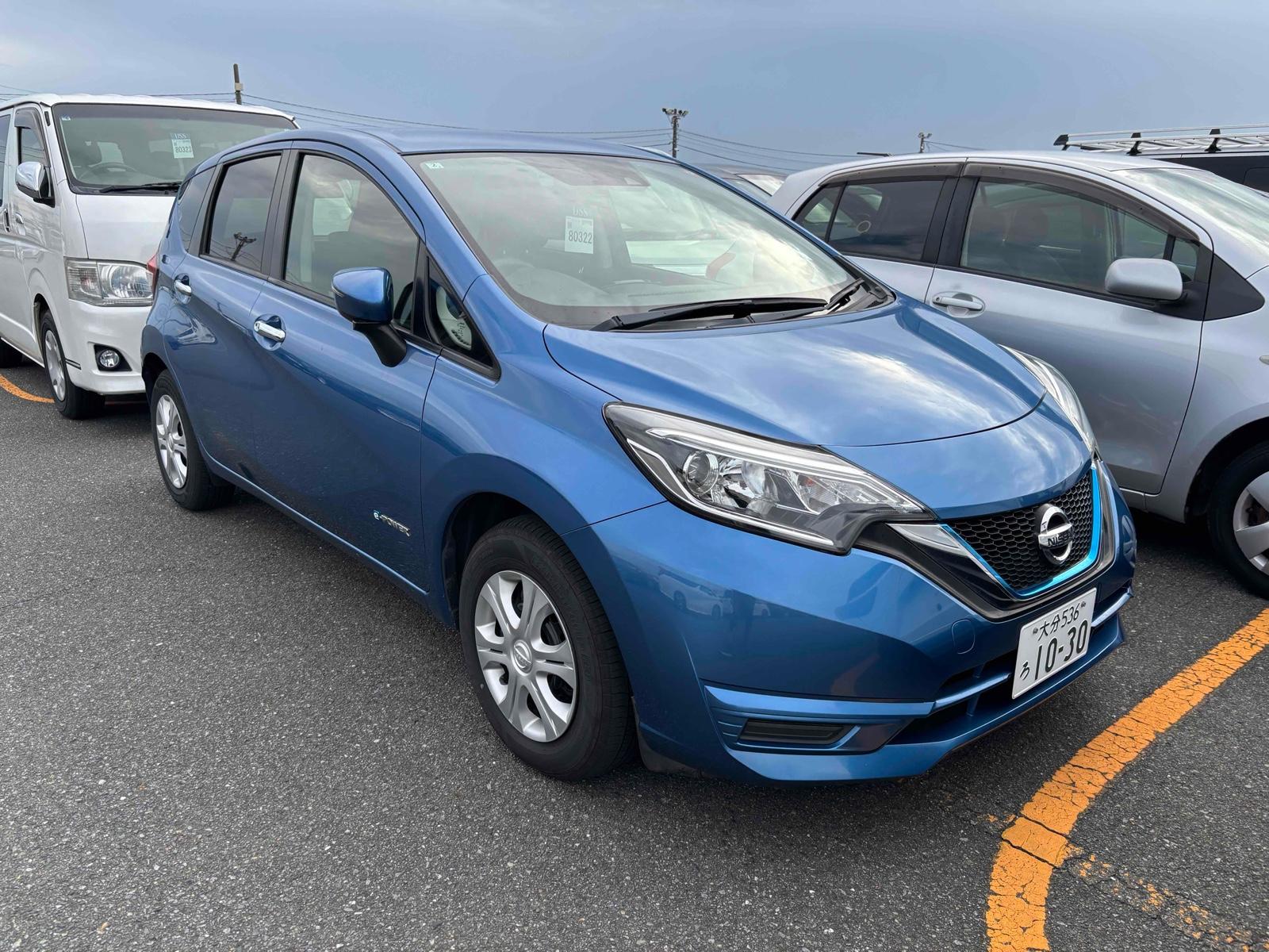 2017 Nissan NOTE 90,000 km
