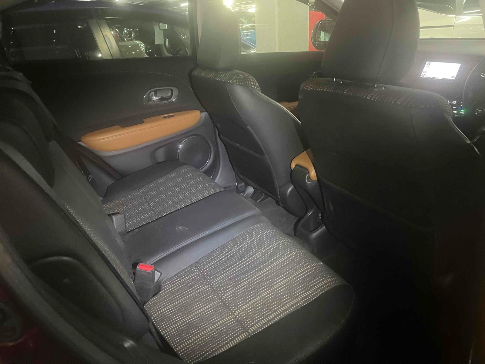HONDA VEZEL HYBRID Z Image 19