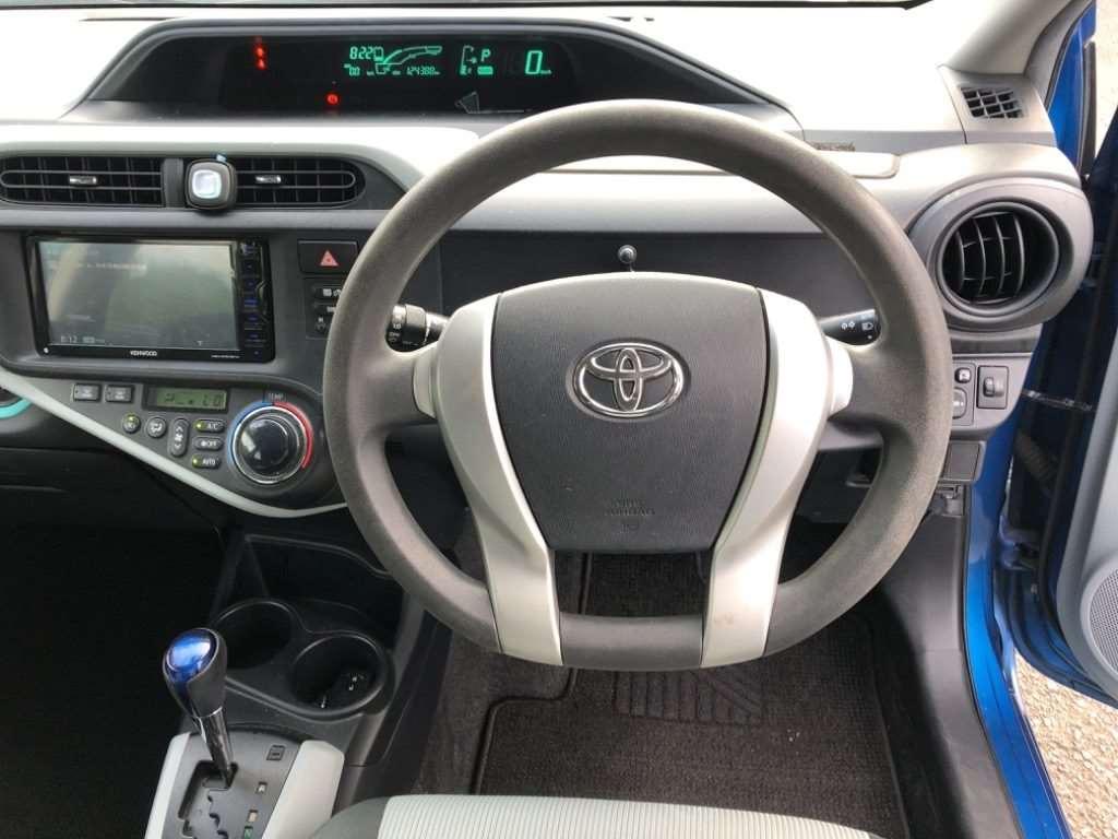 TOYOTA AQUA S BODYKITA Image 6