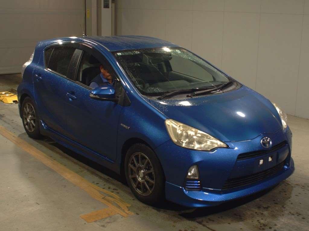 TOYOTA AQUA S BODYKITA Image 4