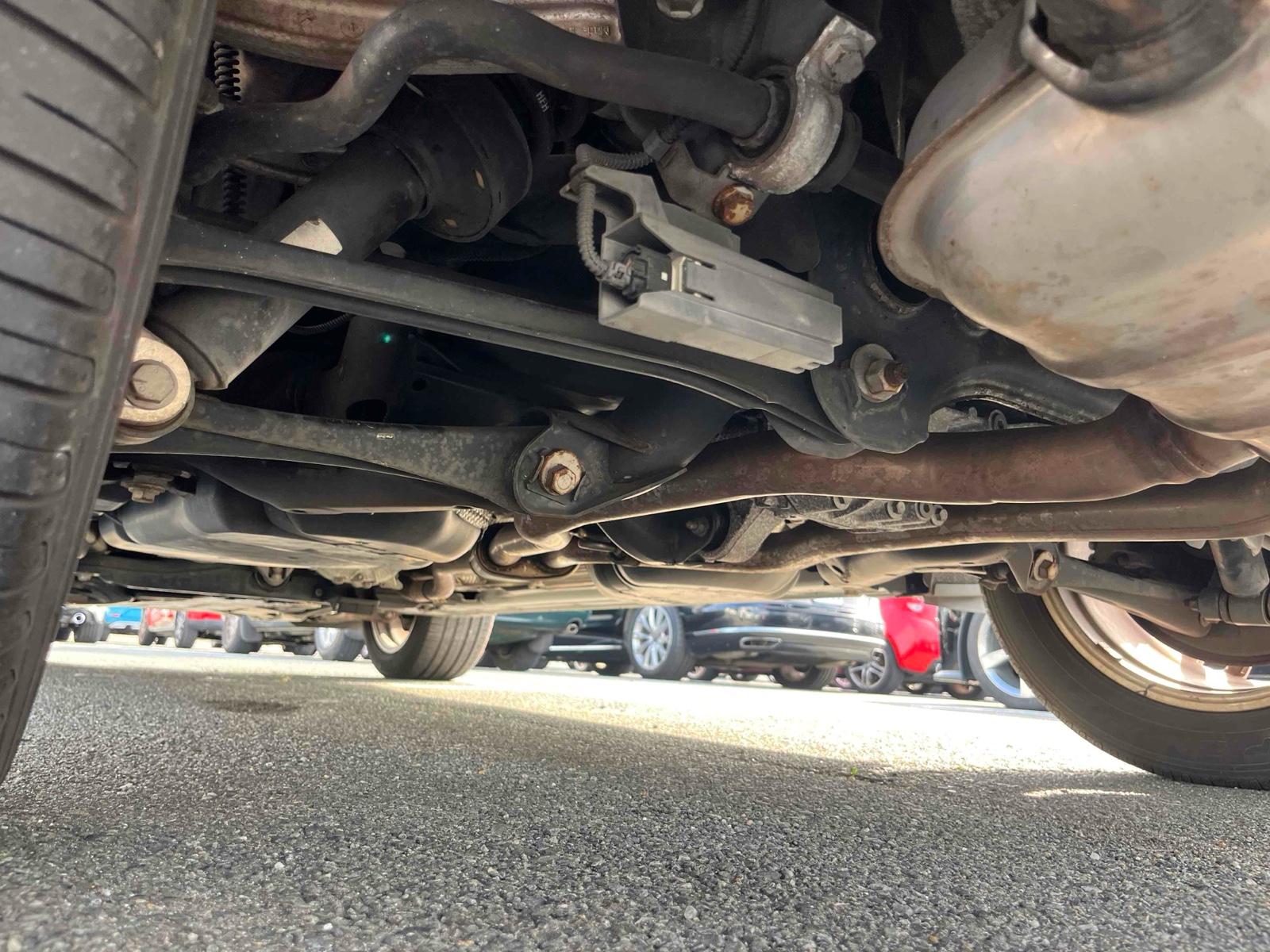 PORSCHE CAYENNE 4WD Image 17
