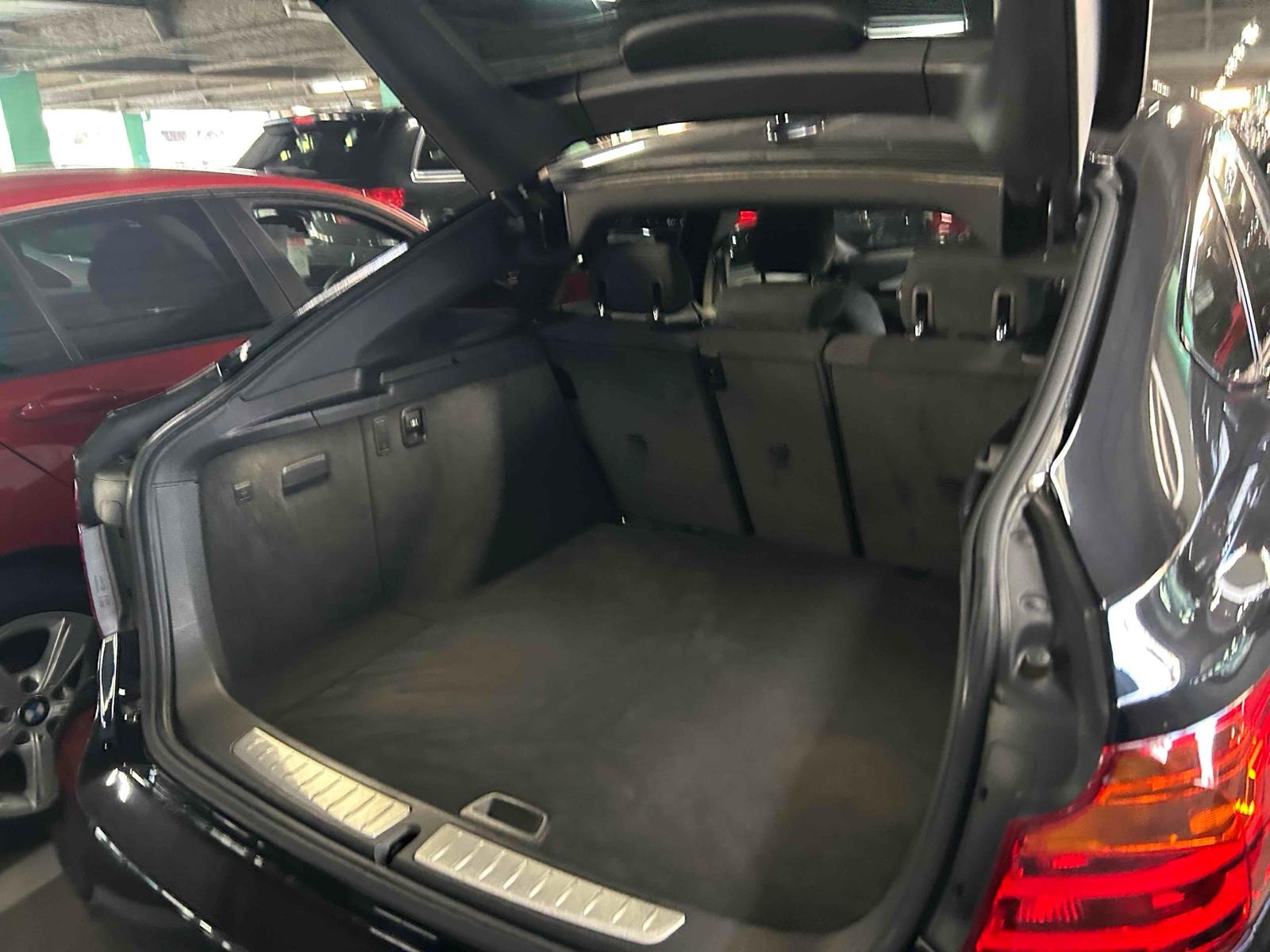 BMW 320I GRAN TURISMO M-SPORT Image 13