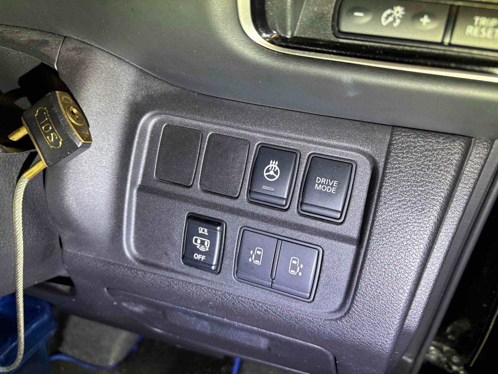 NISSAN SERENA 5D E-POWER HIGHWAY STAR V Image 13