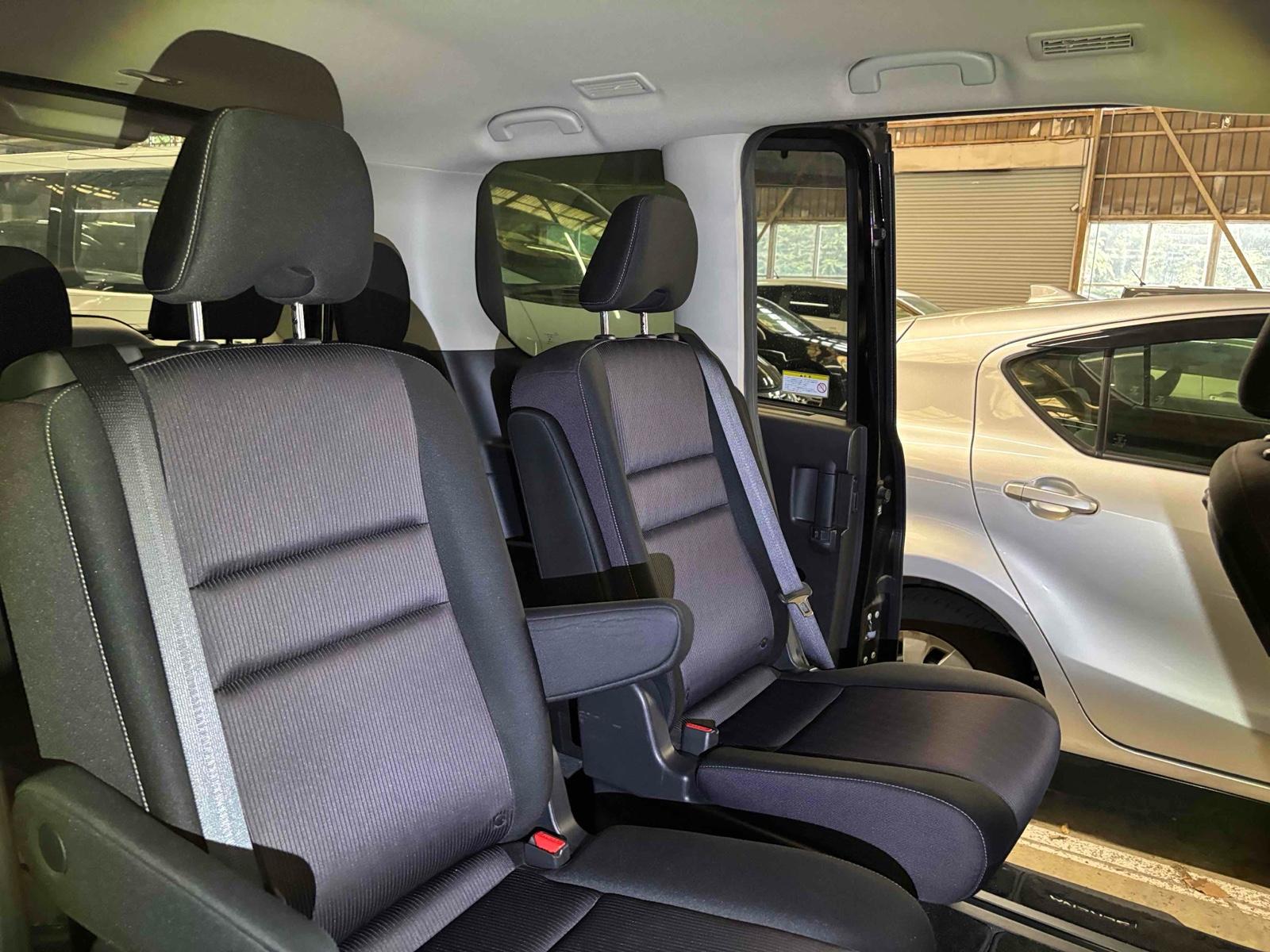 NISSAN SERENA 5D E-POWER HIGHWAY STAR V Image 10