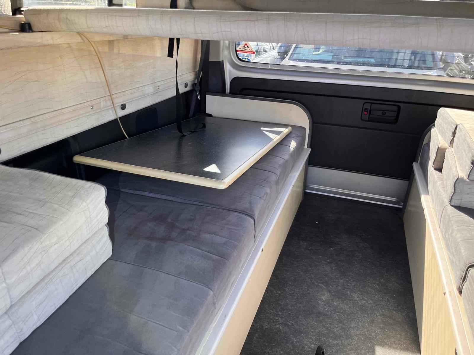 TOYOTA HIACE WAGON GL CAMPING Image 17