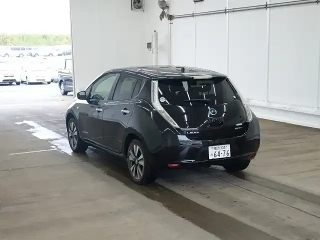 NISSAN LEAF 30G Image 4
