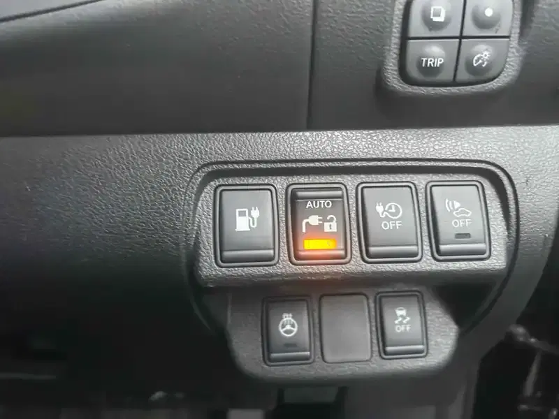 NISSAN LEAF 30G Image 17