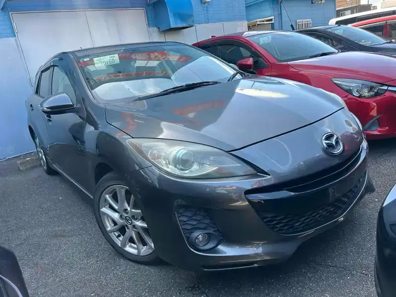 2012 Mazda AXELA 111,000 km