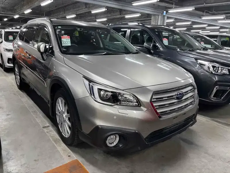 2016 Subaru OUTBACK 4WD 145,811 km