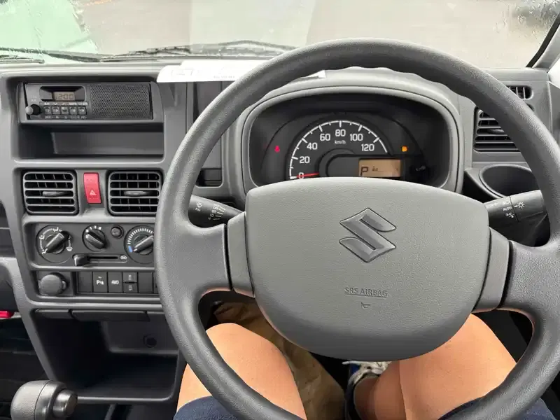 SUZUKI CARRY TRUCK 4WD KC AIR CONDITIONING POWER STEE Image 4