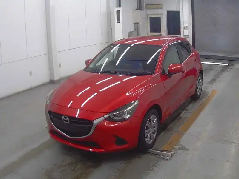 MAZDA DEMIO 13S Image 4