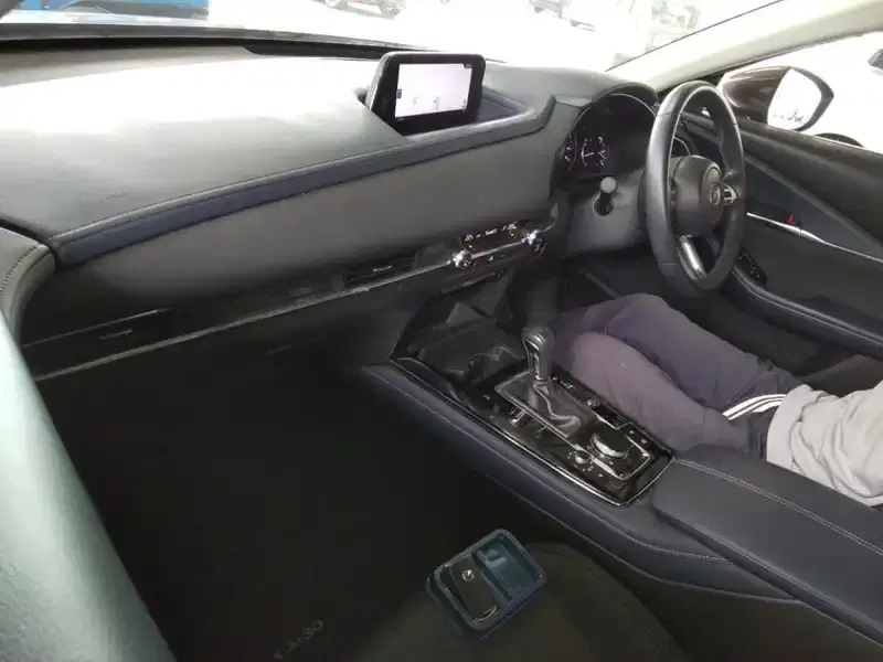 MAZDA CX-30 20S Image 3