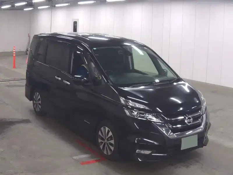 2017 Nissan SERENA 128,641 km