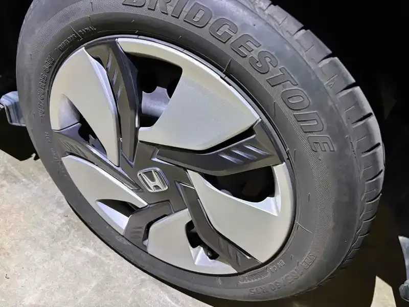 HONDA GRACE HYBRID LX Image 14