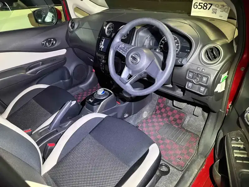NISSAN NOTE E-POWER X Image 6