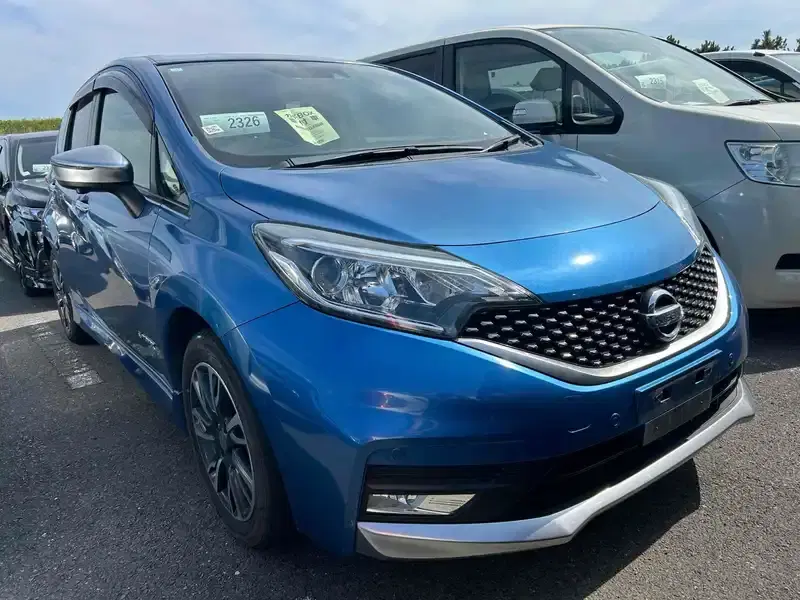 2017 Nissan NOTE 74,000 km