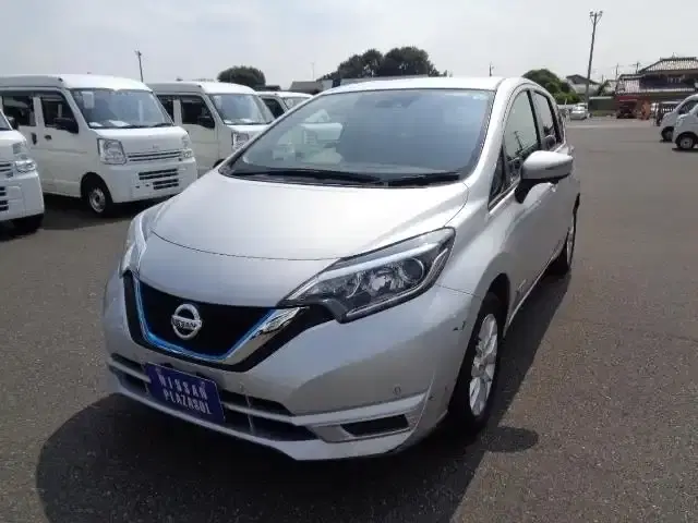 2018 Nissan NOTE 56,000 km