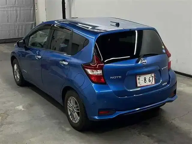 NISSAN NOTE E POWER XV SELECTION Image 2