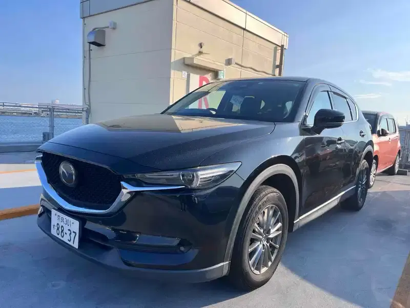 2017 Mazda CX-5 98,000 km